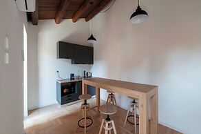 Large 6-Bed Stay near the Colosseum