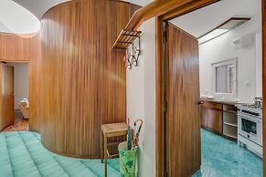 The Arco Round House
