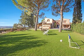 Amazing Chianti Site Pini Shared Pool