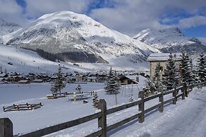 Grange Hike Ski - 21C Sestriere