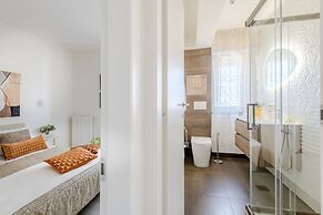 The Sunwall Loft in Lucca