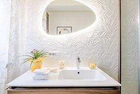 The Sunwall Loft in Lucca