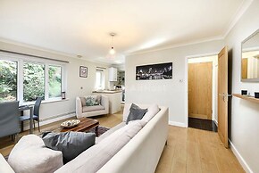 Cozy One-bedroom Flat in Slough