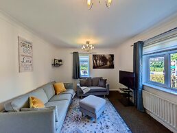 Charming 2-bedroom Flat in London