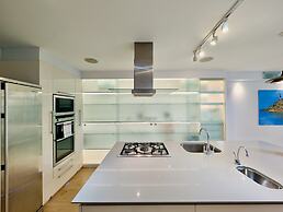 Stunning 4 Bedroom House in Old Windsor
