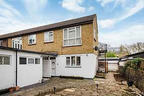 Charming Ground Floor Flat in Twickenham