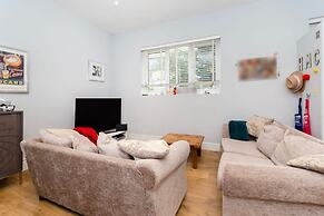 Charming Ground Floor Flat in Twickenham