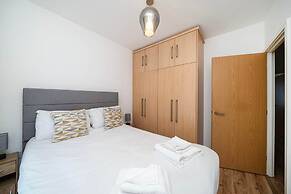 Charming 2-bedroom House in Northfleet