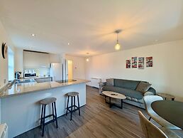 Charming and Modern 1-bedroom Flat