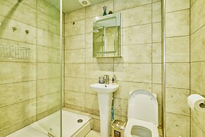 Charming 2-bedroom Flat in South Croydon