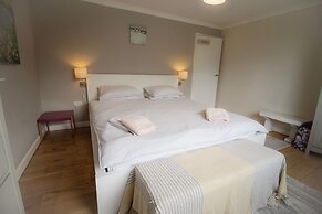 Spacious Home Near Porthtowan Beach
