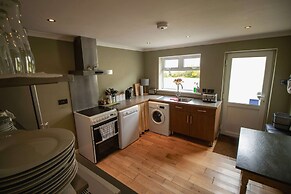 Spacious Home Near Porthtowan Beach