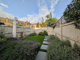 Charming Two-bedroom Home in London