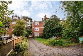 Cosy One-bedroom Flat in Bromley