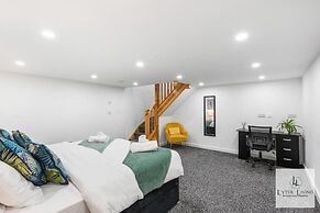 Top Hat - 1 Bed Apartment