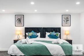 Top Hat - 1 Bed Apartment