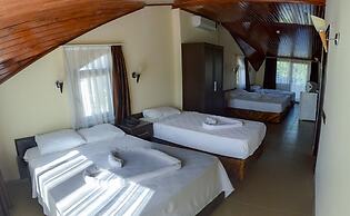 Green Palm Hotel