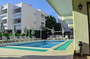 Green Palm Hotel