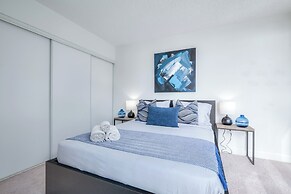 Celestara Suites - Downtown