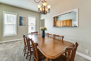 Lake Days & Fireside Nights! Updated Burnside Home