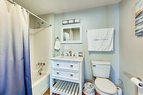 Lake Days & Fireside Nights! Updated Burnside Home