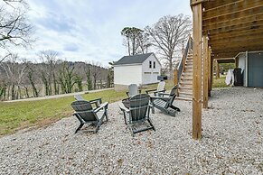 Lake Days & Fireside Nights! Updated Burnside Home