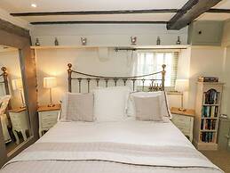 In & Out Cottage