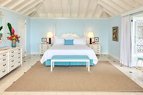 Private 2BR Open-air Villa Panoramic Views Pool