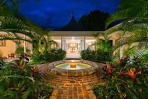 Private 2BR Open-air Villa Panoramic Views Pool