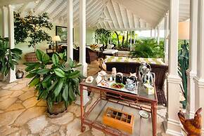 Private 4BR Open-air Villa Panoramic Views Pool