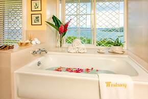 Private 4BR Open-air Villa Panoramic Views Pool