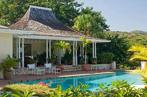Private 4BR Open-air Villa Panoramic Views Pool