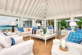Private 4BR Open-air Villa Panoramic Views Pool