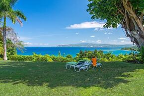Private 4BR Open-air Villa Panoramic Views Pool