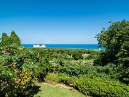 Charming 4BR Garden Villa Pool Separate Cottage