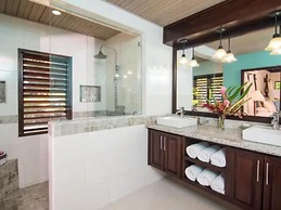 Charming 4BR Garden Villa Pool Separate Cottage