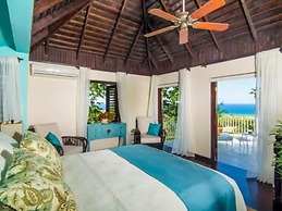 Charming 4BR Garden Villa Pool Separate Cottage