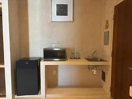 Simple & Luxury