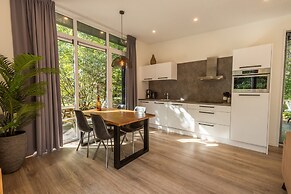 Drenthe Wellness Lodge for 4