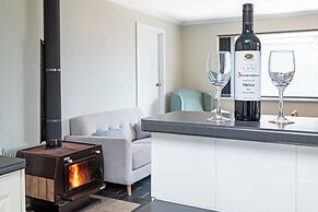 Villa Scalzi - 4-Bed Getaway