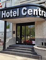Central Passage Hotel
