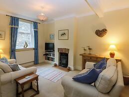 15 Rose Hill