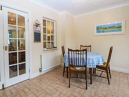 15 Rose Hill