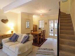 15 Rose Hill