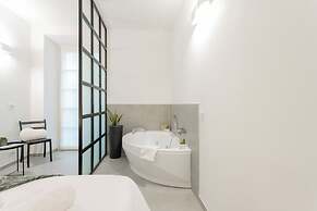 VOLTA COLLECTION BY HALLDIS