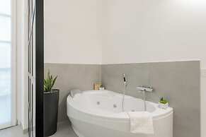 VOLTA COLLECTION BY HALLDIS