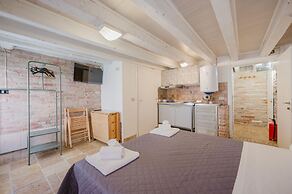 Balastro Design Rooms