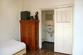 Ensche-Day Inn