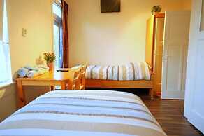 Ensche-Day Inn