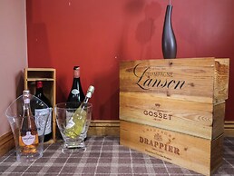 Champagne Cottage